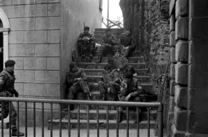 00015 Prints: Northern Ireland. Troops seen here resting whilst out on patrol in Londonderry