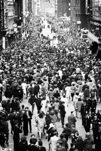 00396 Prints: Northern Premier of A Hard Days Night'. Fans line up along the streets in