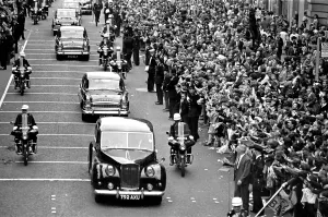 00396 Prints: Northern Premier of A Hard Days Night'. Fans line up along the streets in