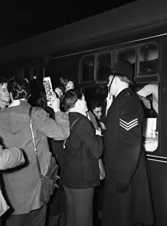 Norwich City FC V. Luton Town. Players return from Liverpool St