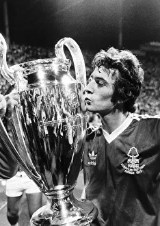 Core92 Prints: Nottingham Forest striker Trevor Francis kissing the European cup after his winning goal