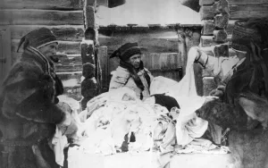 01464 Prints: In November 1944 the Germans carried out a forced evacuation of the civilian population