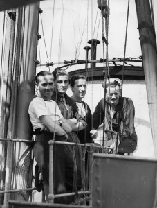 Destroyer Prints: Officers and men of the British Royal Navy destroyer HMS Lookout