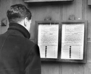 Prison Prints: Official notice of the execution of two German spies posted on the gates of Pentonville