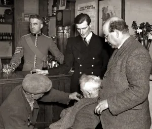 Drink Prints: The Old Inn'Gulval, Cornwall willed to the Coldstream Guards Association for