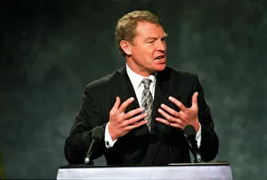 01427 Prints: Paddy Ashdown Leader of the Liberal Democrats at the 1992 party conference - March 1992