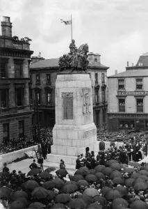 Ceremony Prints: Paisley War Memorial unveiled, Sunday 27th July 1924, Paisley, Renfrewshire, Scotland