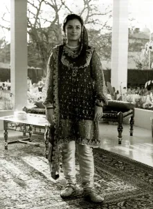 Asian Prints: Pakistani costume shown to the Queen at the Ladies reception in Karachi during