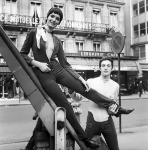 00076 Prints: Paris Fashions: Ruben Torres, designer of these look-alike jumpsuits