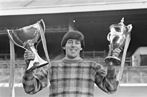 Goalkeeper Prints: Pat Bonner, Celtic goalkeeper, pictured in December 1982