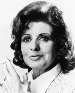 Pat Phoenix Actress - February 1977 Who Stars As Elsie Tanneer In The TV