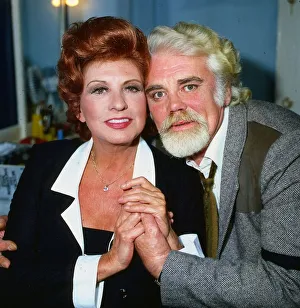 Pat Phoenix actress TV Coronation street August 1986 with actor husband Tony Booth