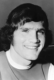 00542 Collection: Pat Rice of Arsenal, August 1973
