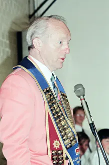 00920 Prints: Paul Daniels, magician, officially re-opens refurbished Kilton Thorpe School
