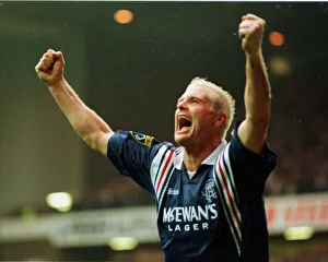 Arms Raised Prints: Paul Gascoigne of Rangers celebrates his goal against Celtic in the Scottish Premier