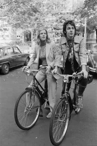 Linda Prints: Paul and Linda McCartney in 1972. Ex- Beatle Paul McCartney