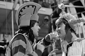 00895 Prints: Paul McCartney and John Lennon from The Beatles rehearsing for the filming of
