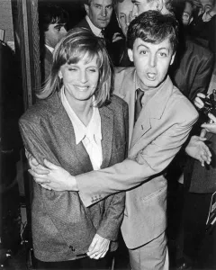 01233 Prints: Paul McCartney, in Liverpool, on the day he receives the title of Honorary Freedom of