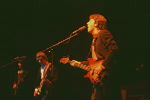 01357 Collection: Paul McCartney and Wings perform in London at Wembley Arena