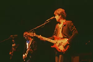 01357 Collection: Paul McCartney and Wings perform in London at Wembley Arena