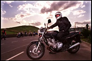 Yamaha Prints: Paul O Donnell Knockhill racing circuit September 1998 for his training session