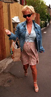 Paula Yates Pregnant TV Presenter leaves her house in Clapham
