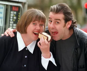 PAULINE QUIRKE AND ACTOR ANDY GRAY AT A BBC PHOTOCALL WITH A DOUBLE NOUGAT ICE CREAM