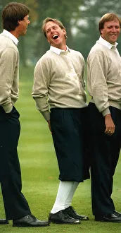 Golfer Prints: Payne Stewart wearing Plus Fours in the Ryder Cup Team Photograph