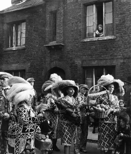 Buttons Prints: Pearly Kings and Queens arrive at St Marts Church Walworth with offerings for the