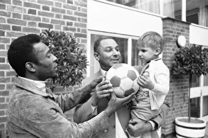 01046 Prints: Pele meets Pele. A two and a half year old from Shepherds Bush named Pele Jairzinho