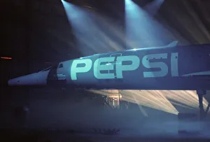 01158 Prints: Pepsi launch its new blue can. Air France paint one of its Concorde