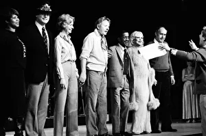 00702 Prints: Performers on stage at the Royal Variety Show Rehearsal at the Palladium