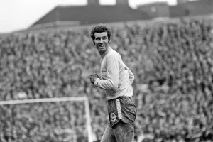 Peter Osgood in action for Chelsea against QPR in the FA Cup quarter final match