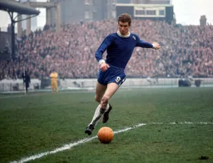 Peter Osgood in action for his club Chelsea during a Leqague Division One match
