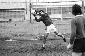 Peter Shilton, Tony Waddingtons record signing reported to Stoke FC ground for