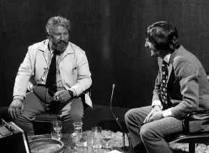 Presenters Prints: Peter Ustinov British Actor with Michael Parkinson July 1971