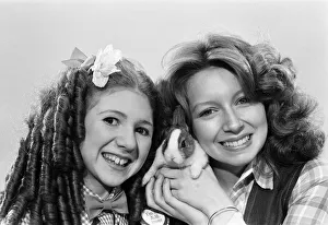 Rabbits Prints: Photocall with Bonnie Langford & Lena Zavaroni to promote their upcoming special one hour