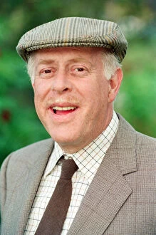 Images Dated 2nd August 1992: Photocall for new BBC production Keeping up Appearances. Clive Swift