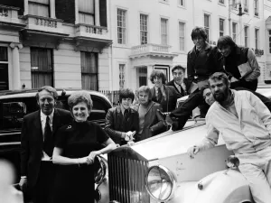 00116 Prints: Photocall & news press conference to announce the merger of The Robert Stigwood