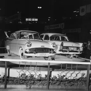 Show Prints: Picture shows The Ford Zodiac MkII car displayed at The Motor Show in Earls Court, London