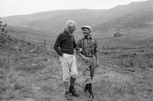 Picture shows Lord Hunt (left) and Sherpa Tensing Norgay (right) (Sherpa Tenzing Norgay