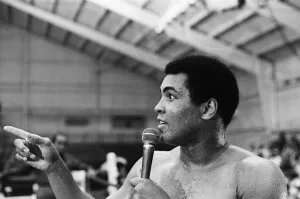 Finger Pointing Prints: (Picture shows) Muhammad Ali talking to his fans at pre fight press conference for