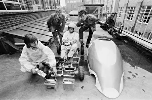 Motoring Prints: Picture shows students and lecturer at Garretts Green Technical College in Birmingham