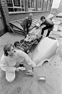 01003 Prints: Picture shows students and lecturer at Garretts Green Technical College in Birmingham
