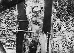 This picture shows wrecked highway bridge across the Seine at Mantes / Gassiccourt