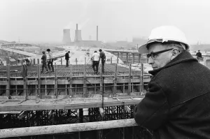 01516 Prints: Pictured, workmen put last minute touches to a section of the M6 Gravelly Hill