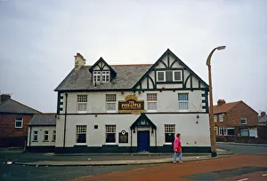 The Pineapple public house, North Shields 30th April 1991