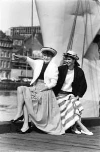00038 Prints: Plain sailing for fashion lovers - models wearing clothes for trip out on the high seas