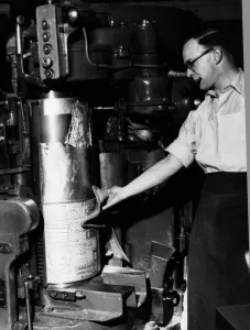 Platemaking for the Daily Mirror Newspaper at Geraldine House in London
