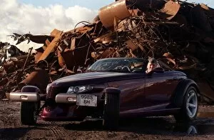 Images Dated 29th October 1998: Plymouth Prowler October 1998 Convertible roadster alloy wheels maroon